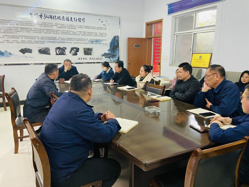 奉獻(xiàn)愛心，我們?cè)谛袆?dòng)